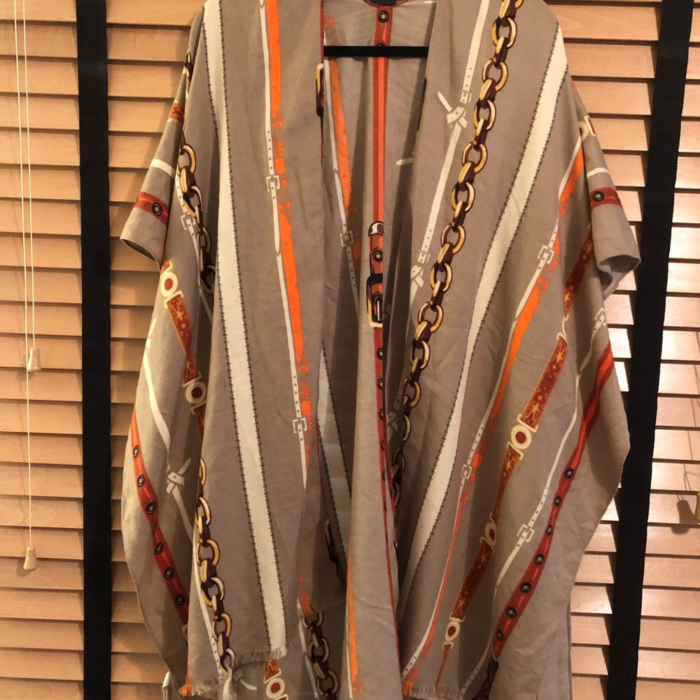Shawl, great coverage, 36 inch long